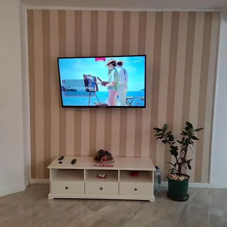 Unique Luxury - Octogon Apartment Năvodari