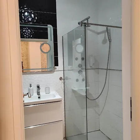 Unique Luxury - Octogon * Năvodari